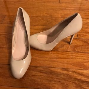 Worn once patent nude Aldo pumps